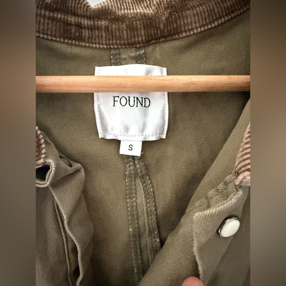 Found Buckle Coat - Picture 9 of 9